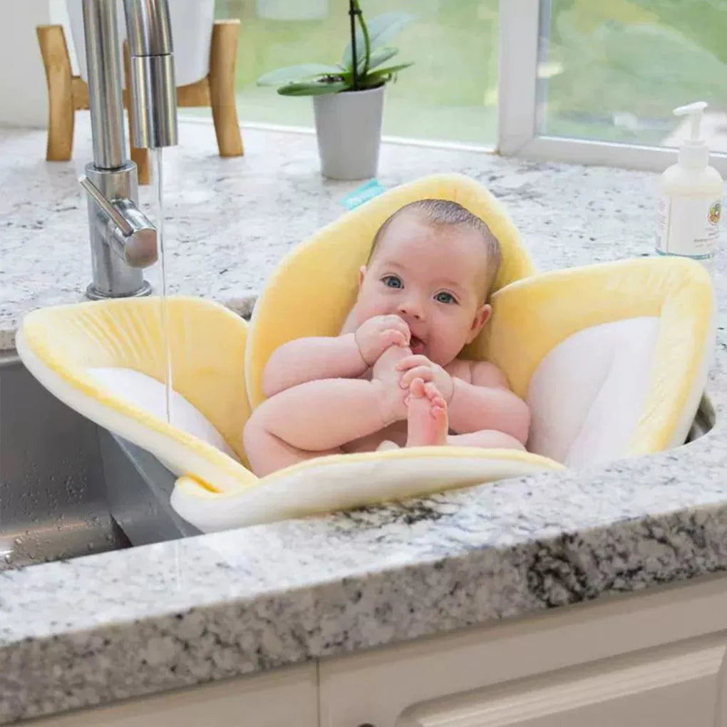 Blooming Bath Lotus Baby Bath Seat For Babys Bathing Comfort Not Easily Deformed Baby Sink Bathtub Mat Cushion Safe Flower Seat